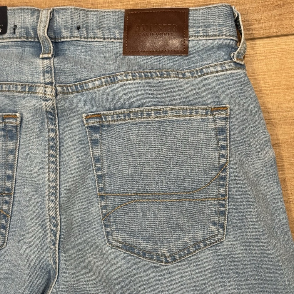 Hollister Epic Flex Classic Straight Men's Light Wash Stretch Blue Jeans 31x32 - Picture 6 of 9